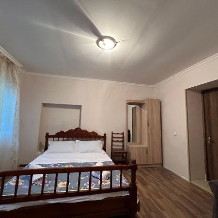 Cozy Apartment In The Centre Of Кутаїсі Екстер'єр фото