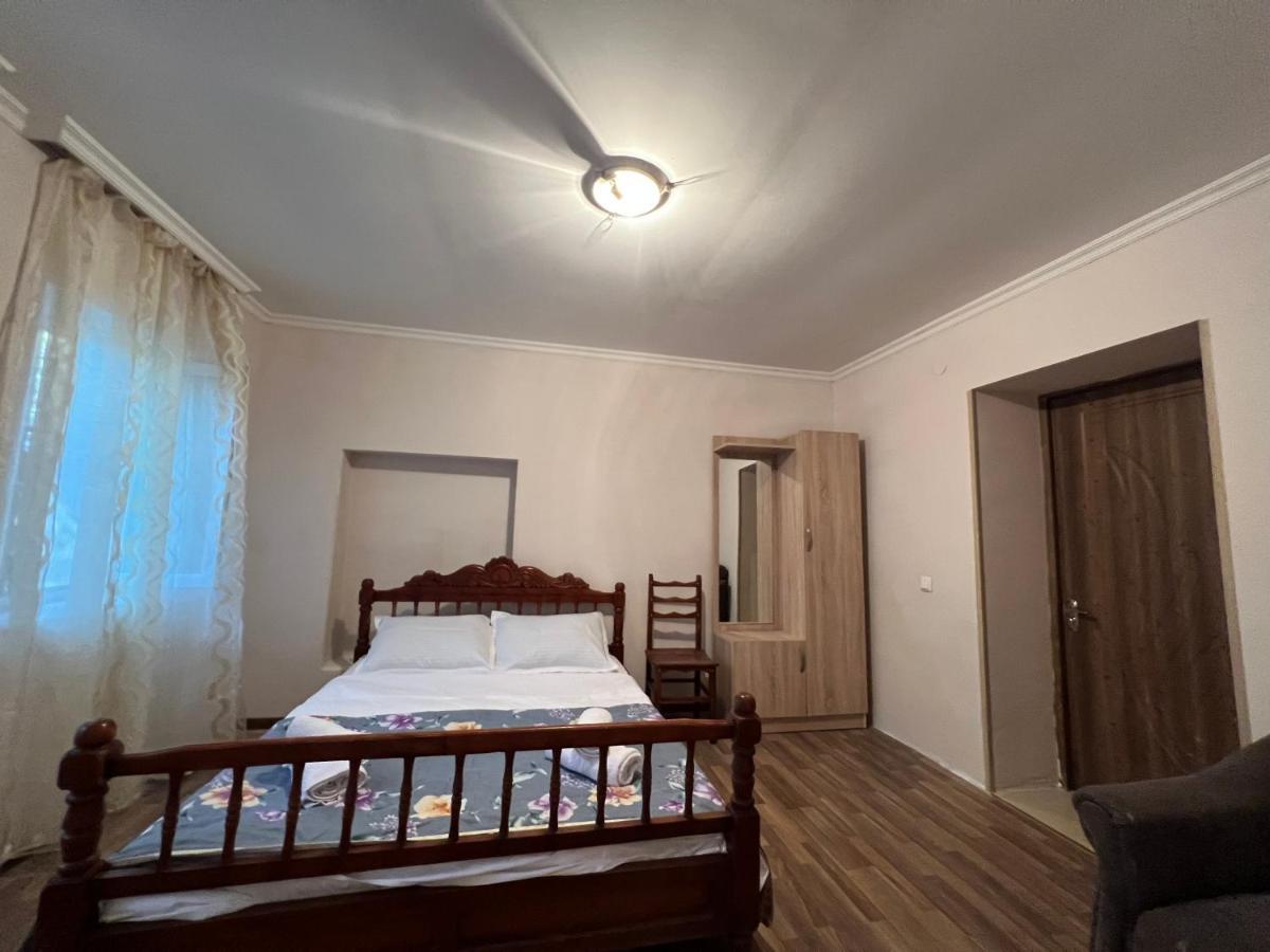 Cozy Apartment In The Centre Of Кутаїсі Екстер'єр фото