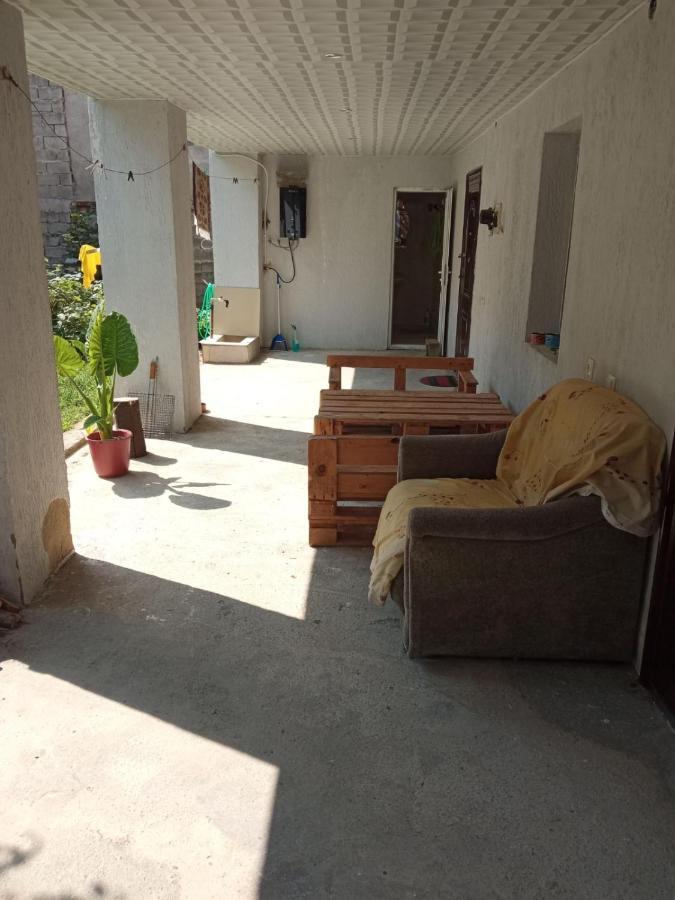 Cozy Apartment In The Centre Of Кутаїсі Екстер'єр фото