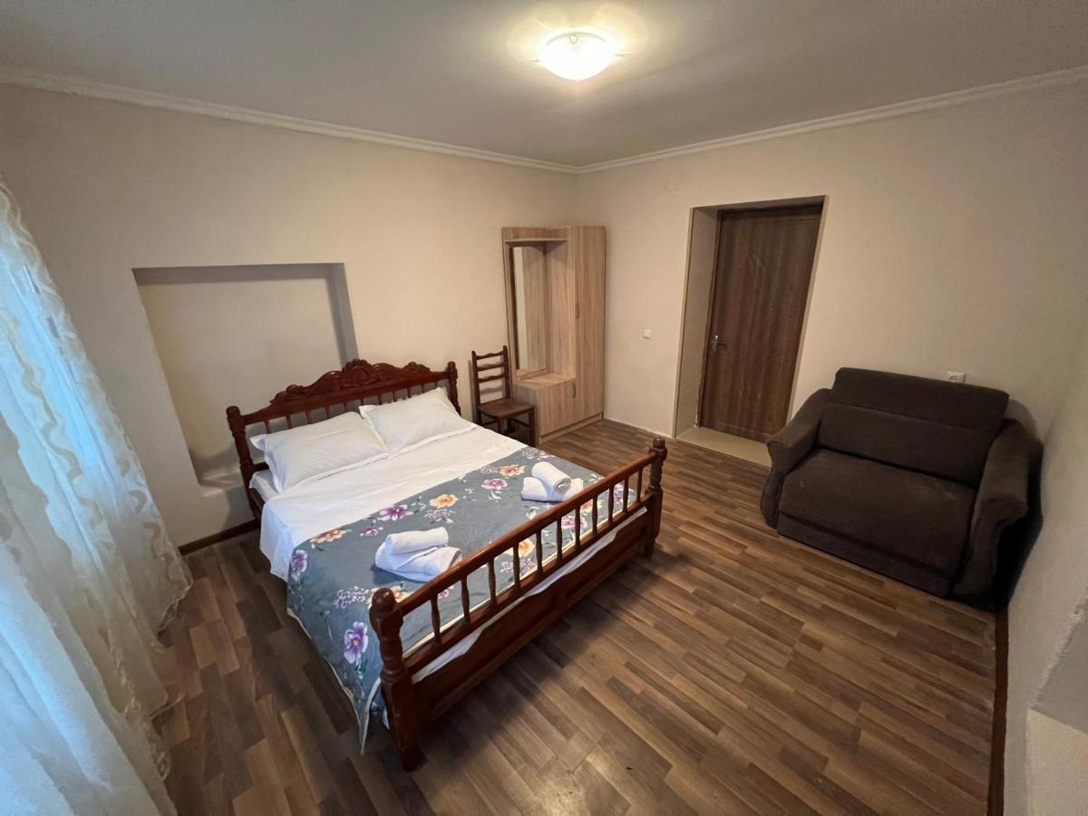 Cozy Apartment In The Centre Of Кутаїсі Екстер'єр фото